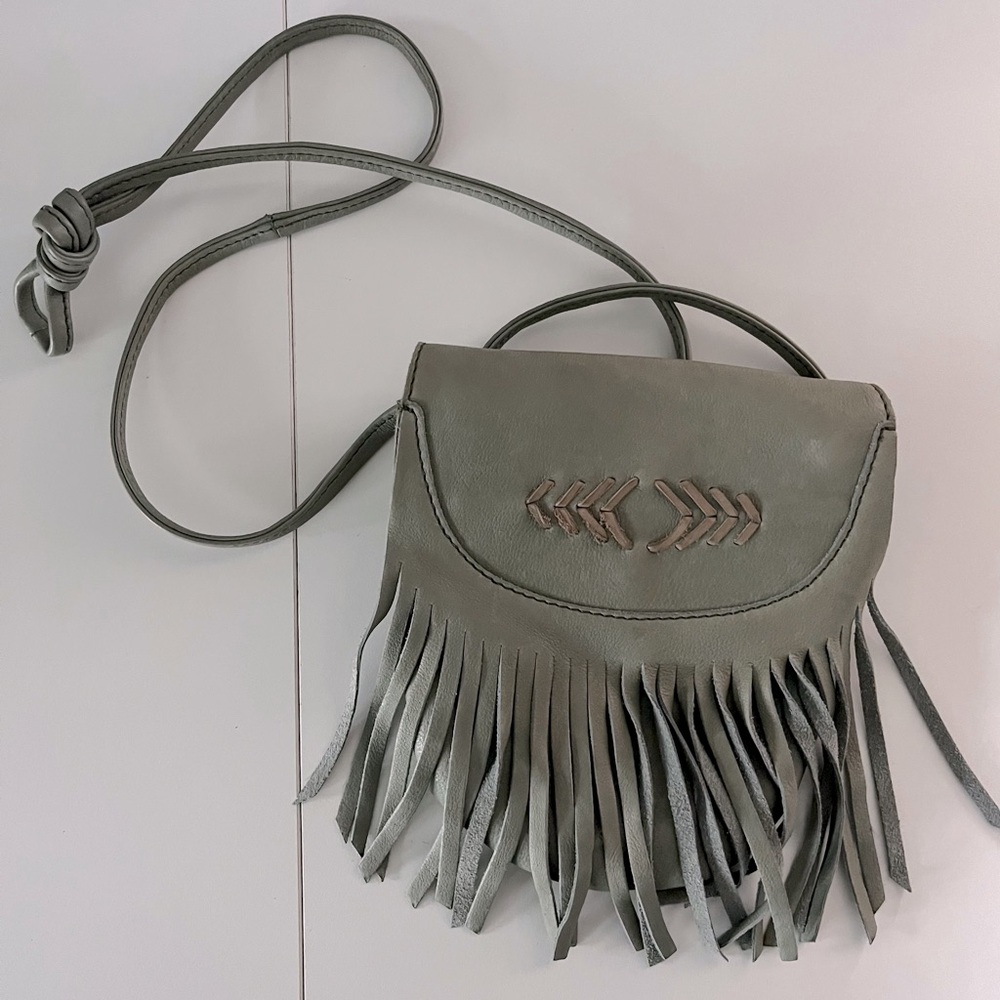 *CUT N PASTE* Fringed Crossbody Purse